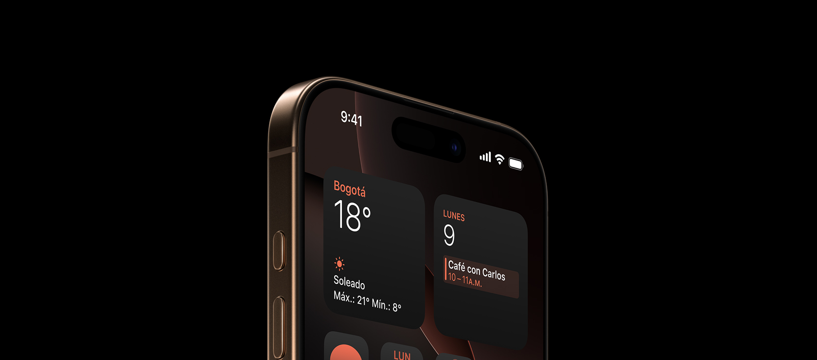 Pantalla Super Retina XDR en un iPhone 16 Pro titanio del desierto