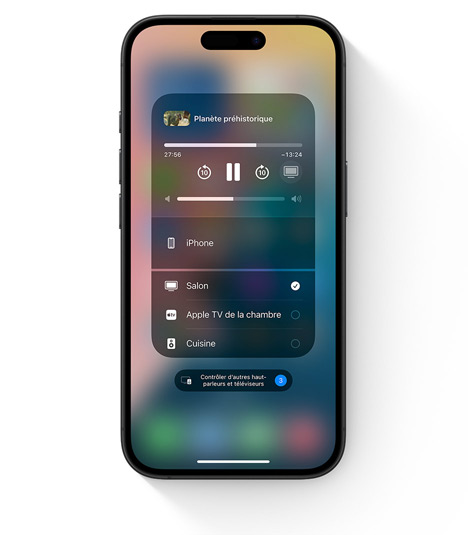 Un iPhone montrant l’interface utilisateur AirPlay pour l’audio dans plusieurs pièces
